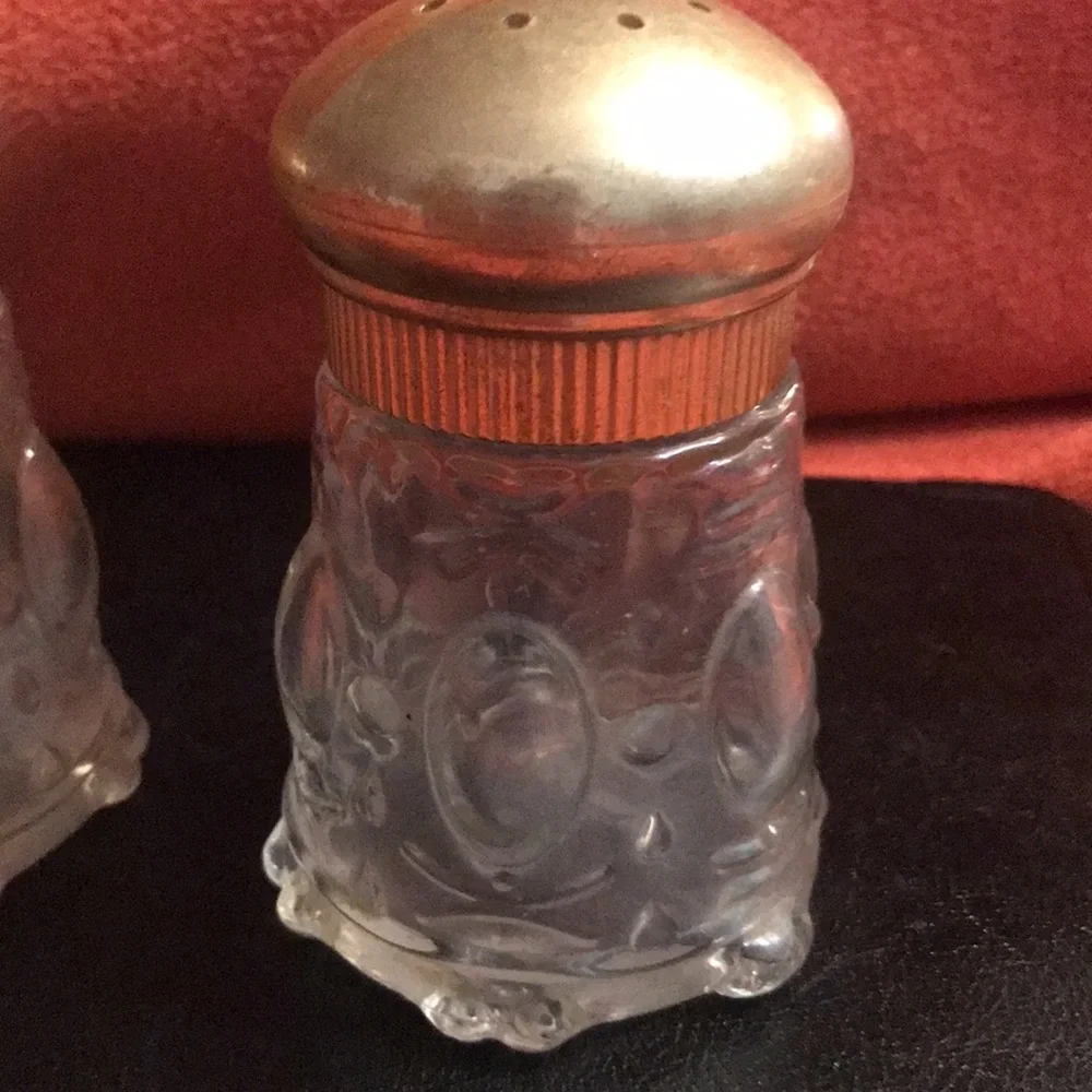 Vintage Avon Powder shakers set of 2